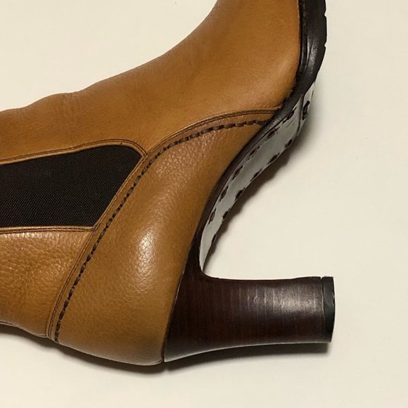 HPπ COLE HAAN Country Vibram Leather EUC Brown Heeled Ankle Boots 8B Like NEW - Picture 14 of 16